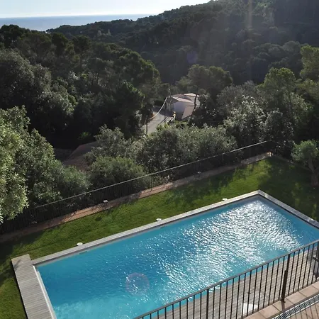 Сasa de vacaciones La Bougainvilla